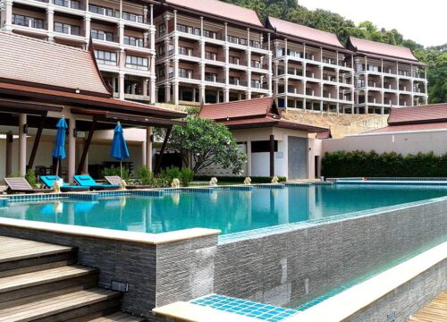 Top 10 Destinations & Adventure Travel Trips with FEM Stays